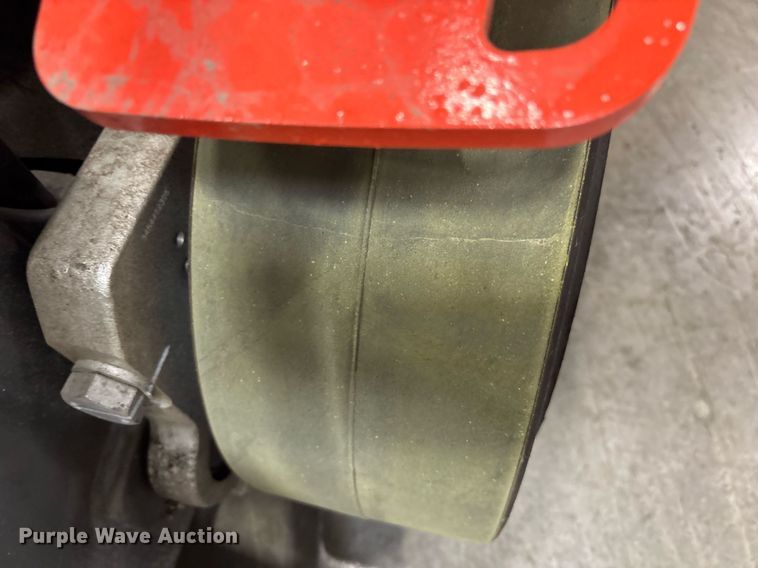 image for item ND9822 2023 Linde E18 forklift