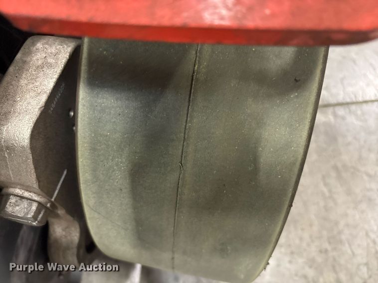 image for item ND9824 2023 Linde E18 forklift