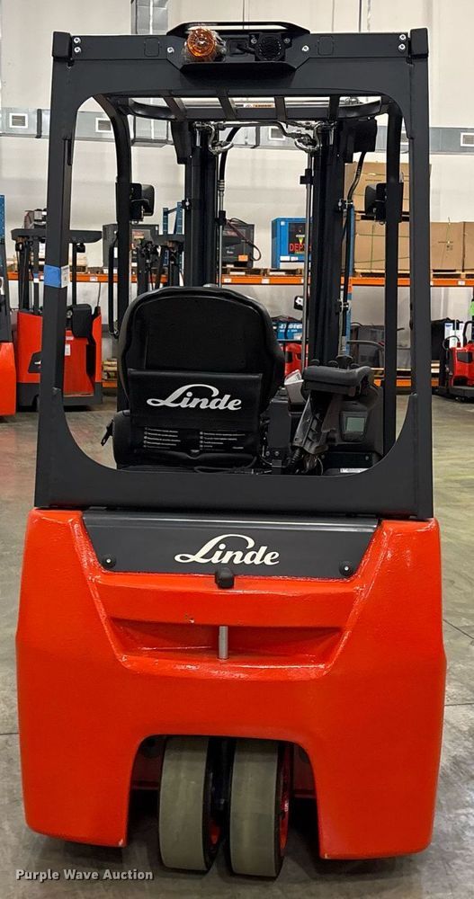 image for item ND9825 2023 Linde E18 forklift