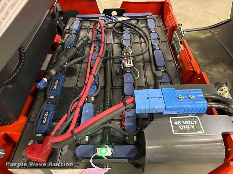 image for item ND9825 2023 Linde E18 forklift