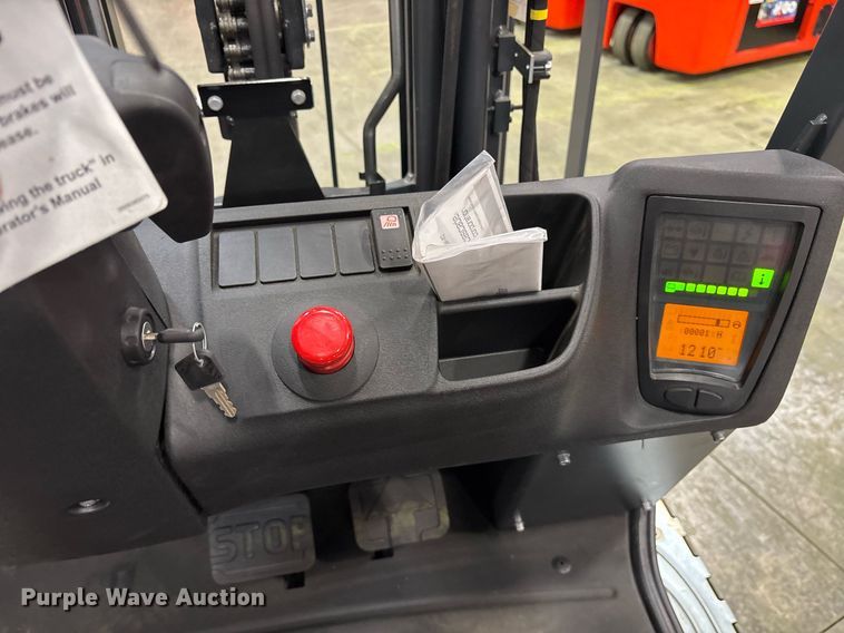 image for item ND9825 2023 Linde E18 forklift