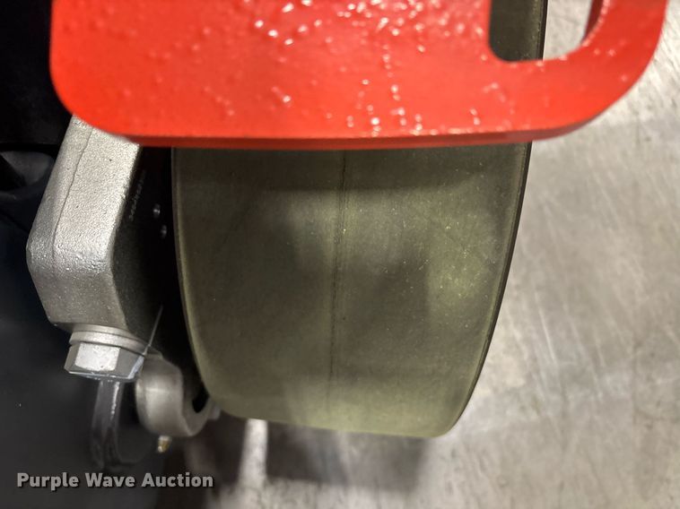 image for item ND9825 2023 Linde E18 forklift