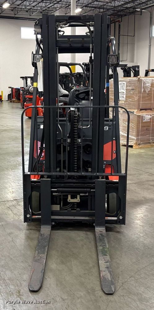 image for item ND9826 2023 Linde E18 forklift