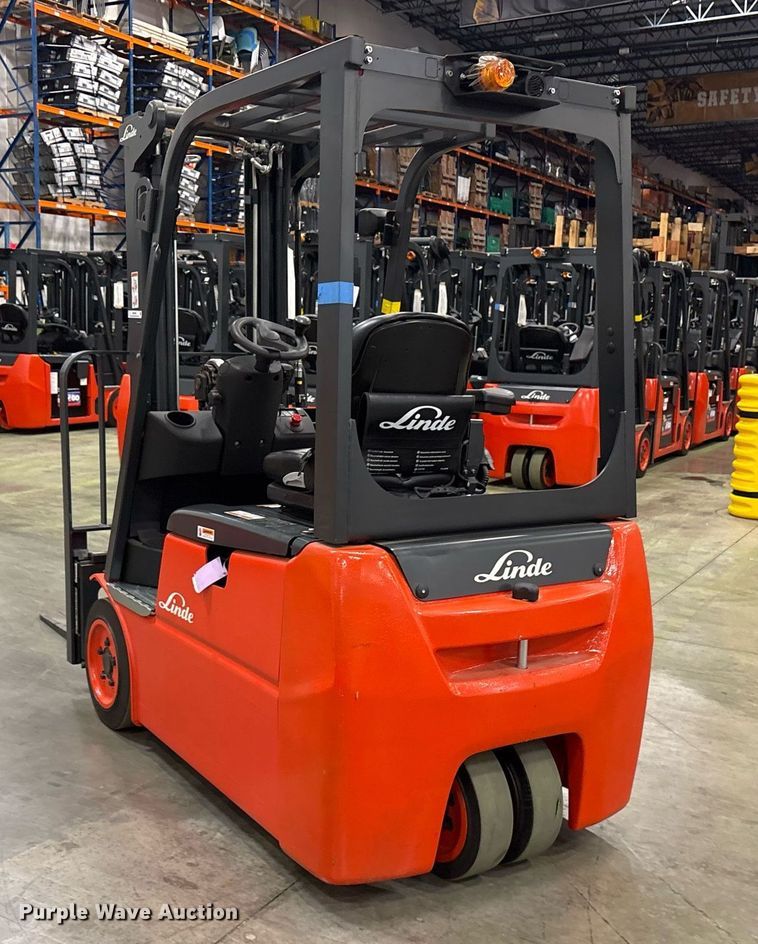 image for item ND9826 2023 Linde E18 forklift