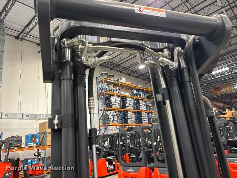 image for item ND9826 2023 Linde E18 forklift