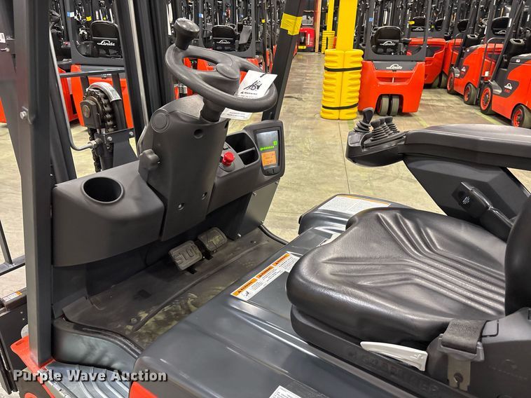 image for item ND9826 2023 Linde E18 forklift