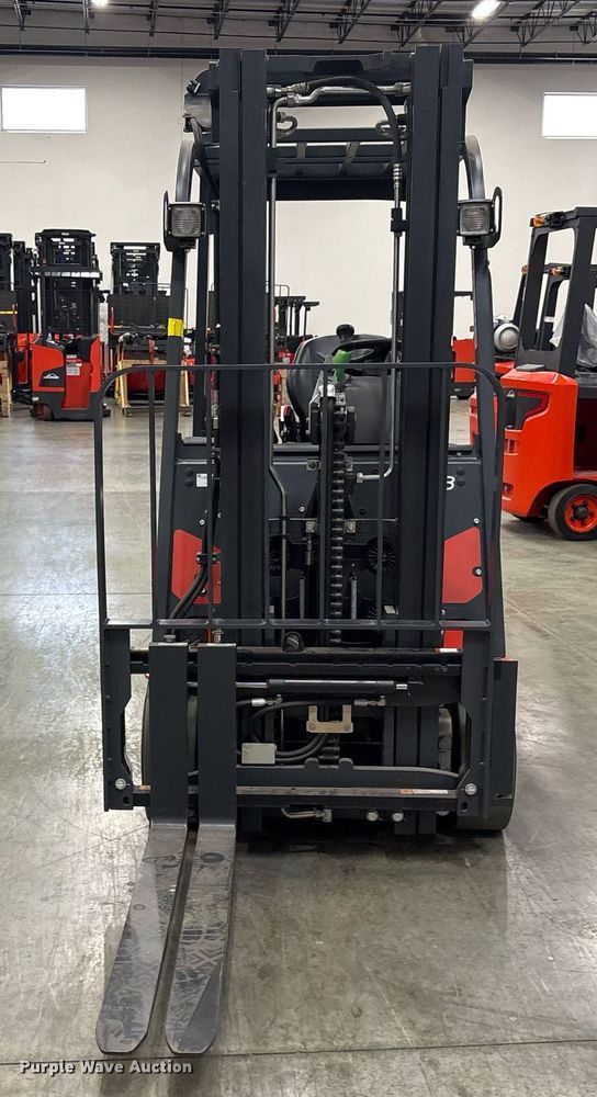 image for item ND9827 2023 Linde E18 forklift