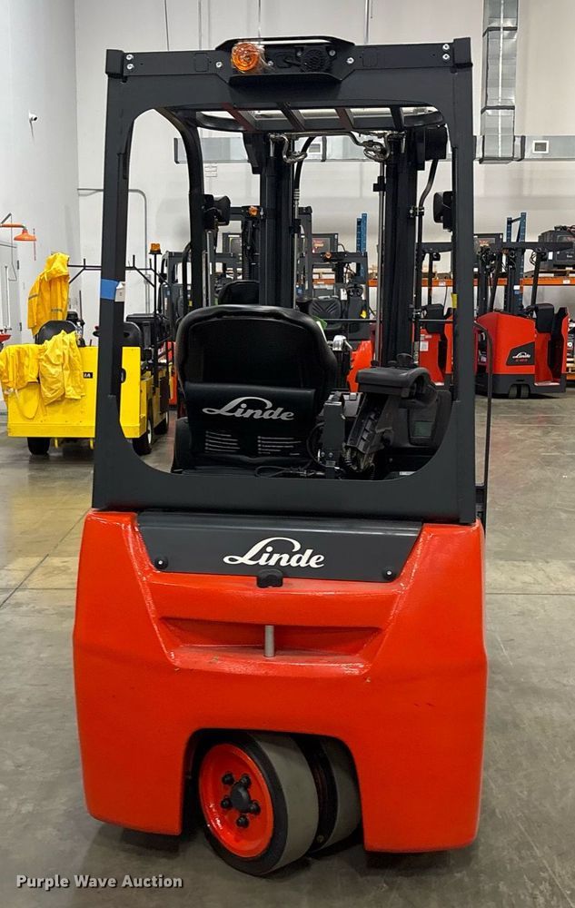 image for item ND9827 2023 Linde E18 forklift
