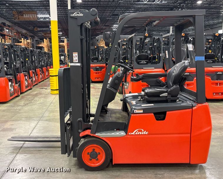 image for item ND9827 2023 Linde E18 forklift