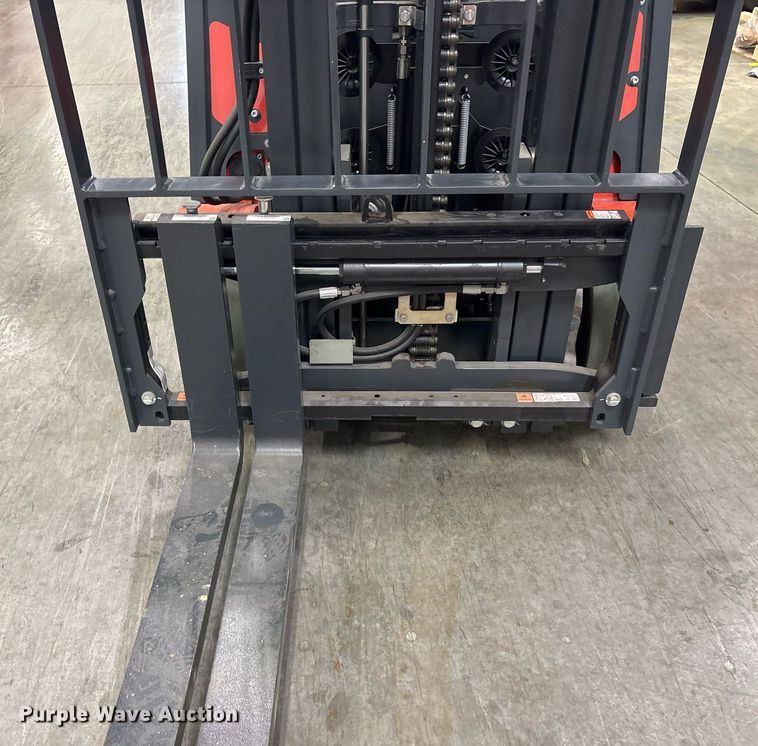 image for item ND9827 2023 Linde E18 forklift