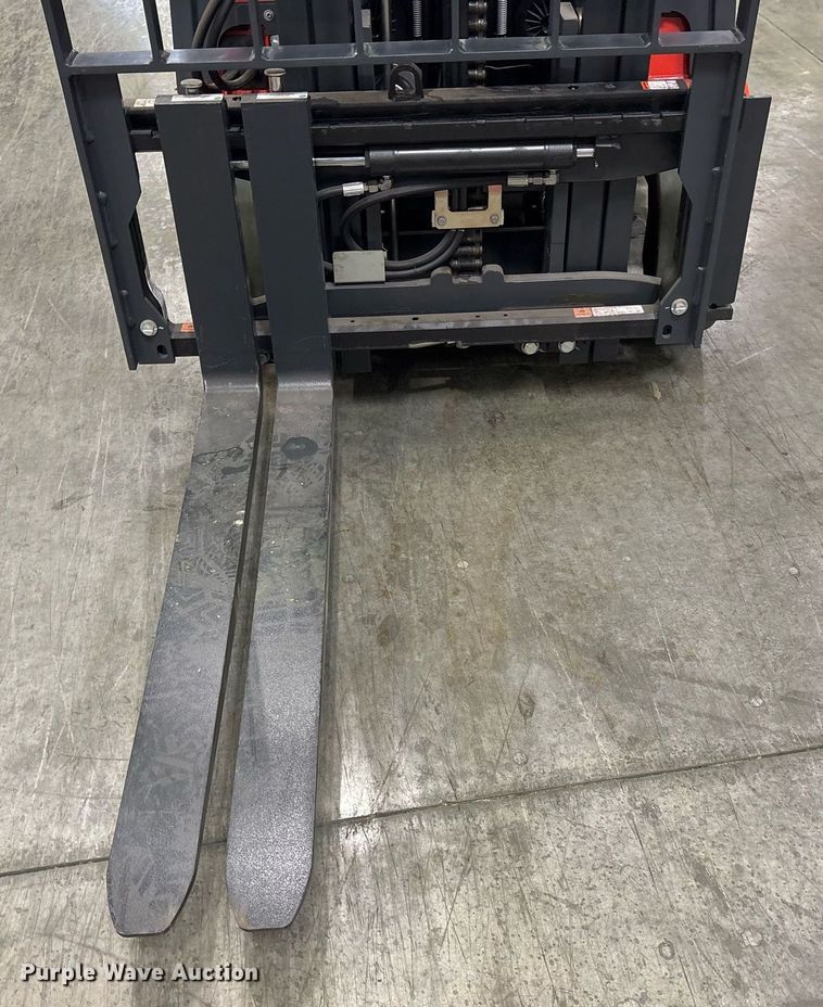 image for item ND9827 2023 Linde E18 forklift