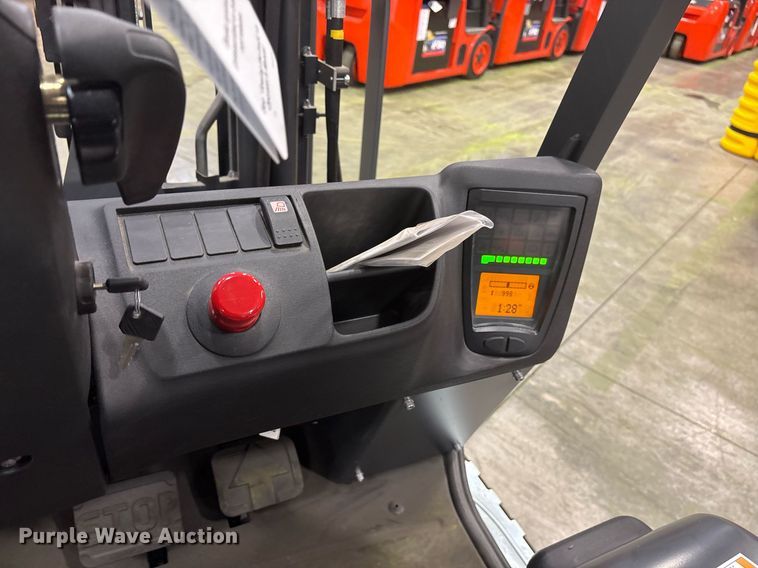 image for item ND9828 2023 Linde E18 forklift