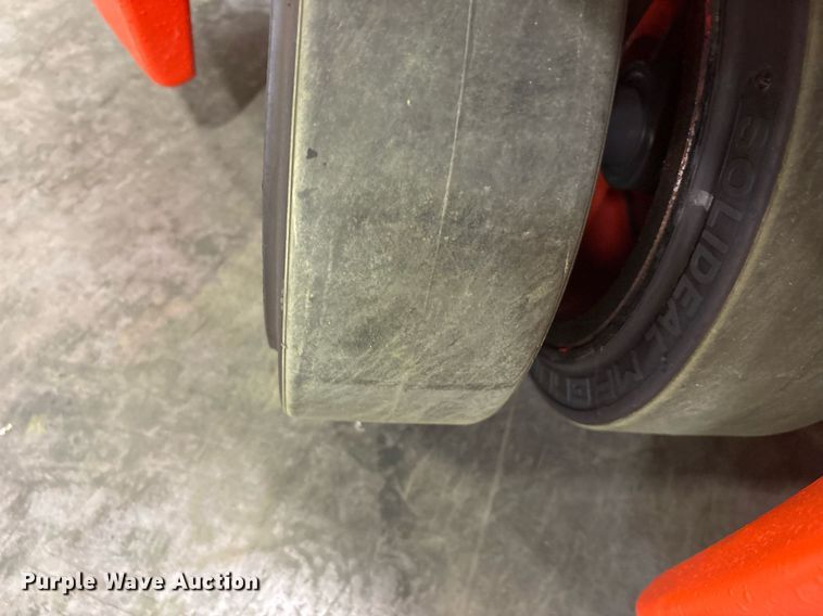 image for item ND9828 2023 Linde E18 forklift