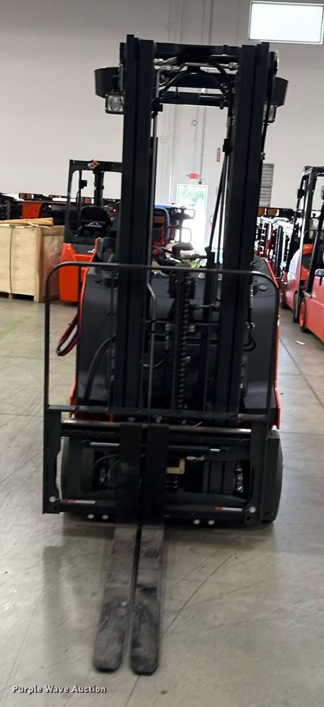 image for item ND9829 2023 Linde E18S forklift