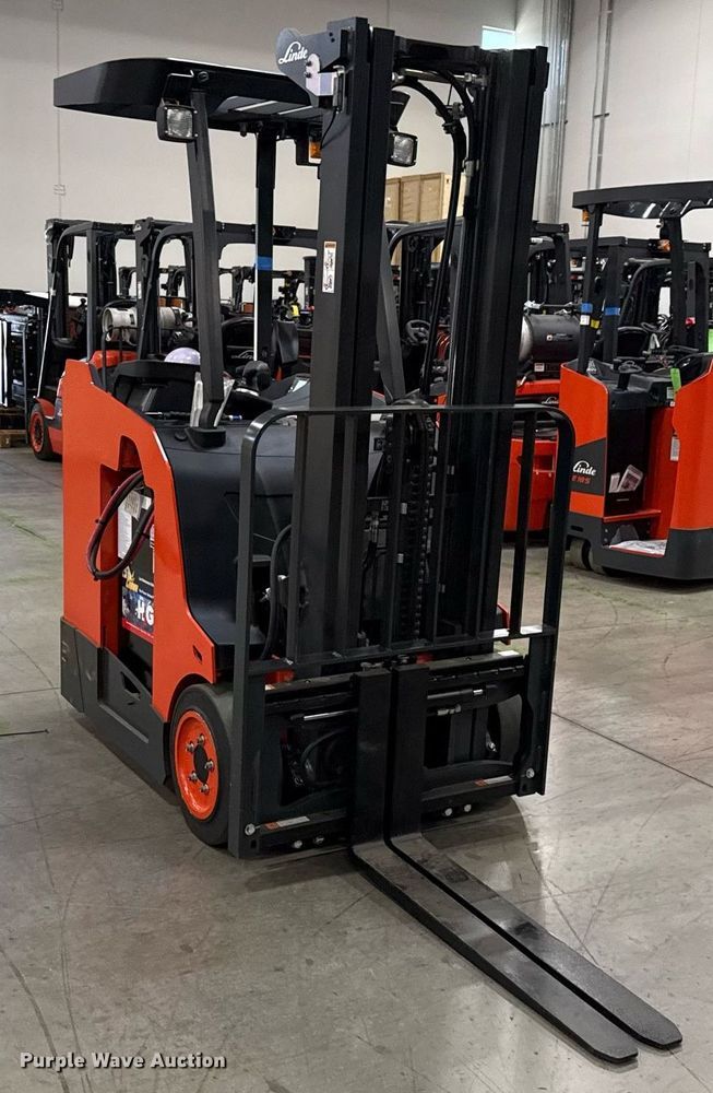 image for item ND9829 2023 Linde E18S forklift