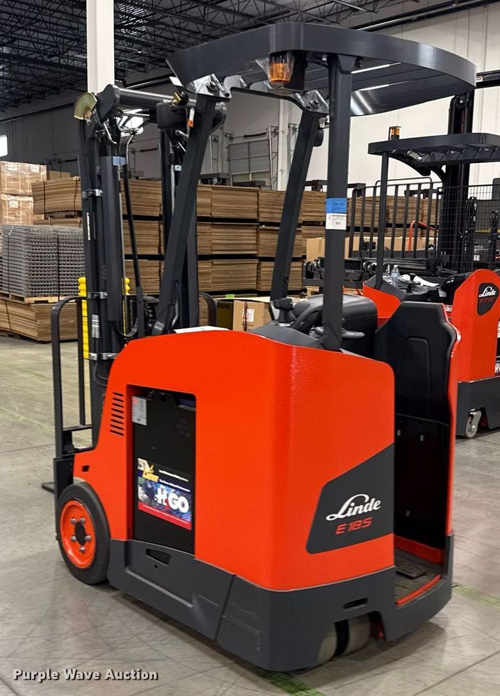 image for item ND9829 2023 Linde E18S forklift