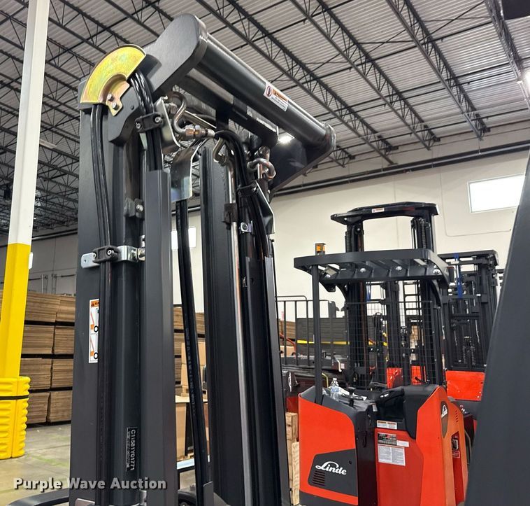 image for item ND9829 2023 Linde E18S forklift