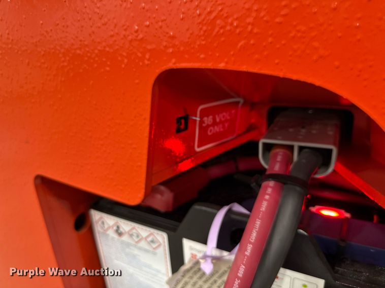 image for item ND9829 2023 Linde E18S forklift