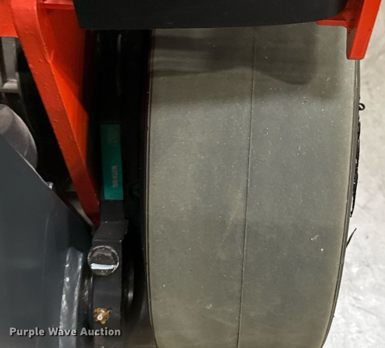 image for item ND9829 2023 Linde E18S forklift