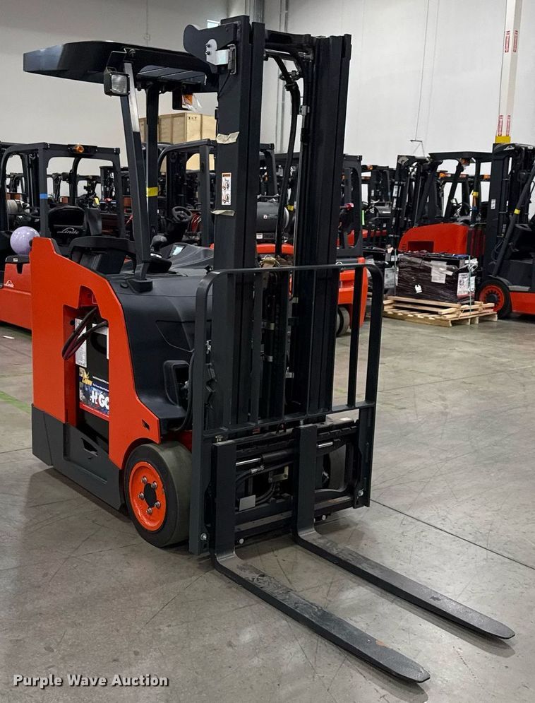 image for item ND9830 2023 Linde E18S forklift