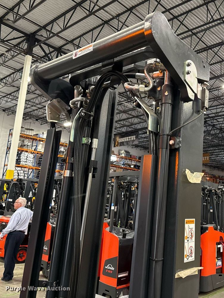 image for item ND9830 2023 Linde E18S forklift