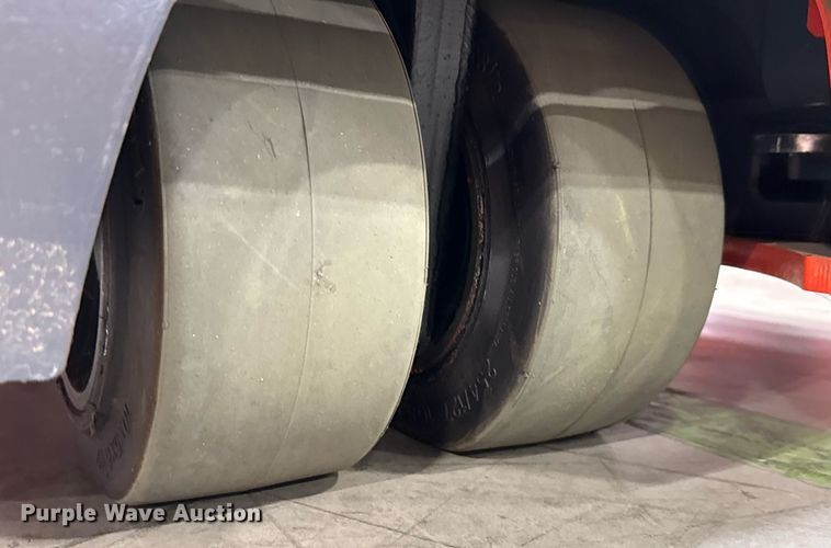 image for item ND9830 2023 Linde E18S forklift