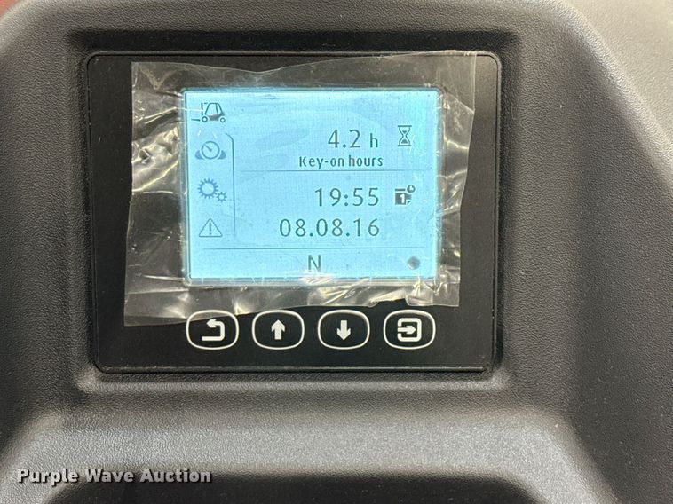 image for item ND9831 2023 Linde E18S forklift