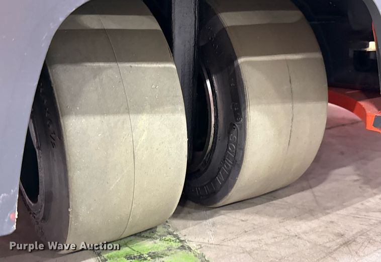 image for item ND9831 2023 Linde E18S forklift