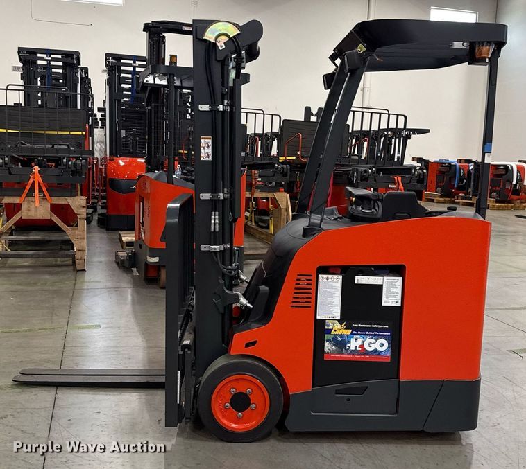 image for item ND9832 2023 Linde E18S forklift