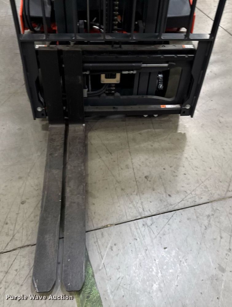 image for item ND9832 2023 Linde E18S forklift