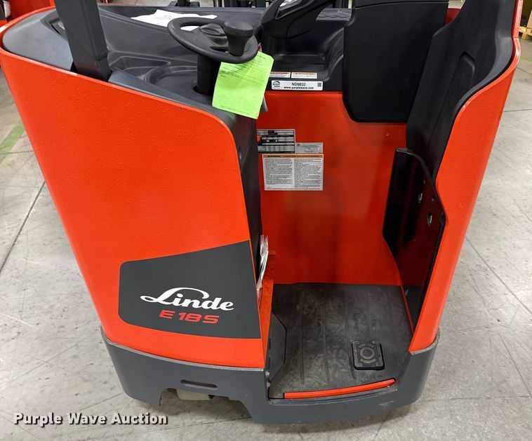 image for item ND9832 2023 Linde E18S forklift