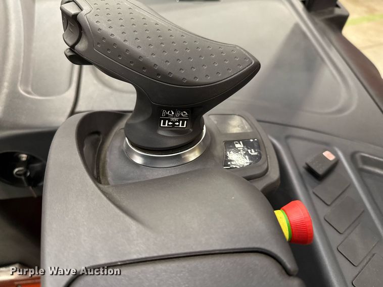 image for item ND9832 2023 Linde E18S forklift