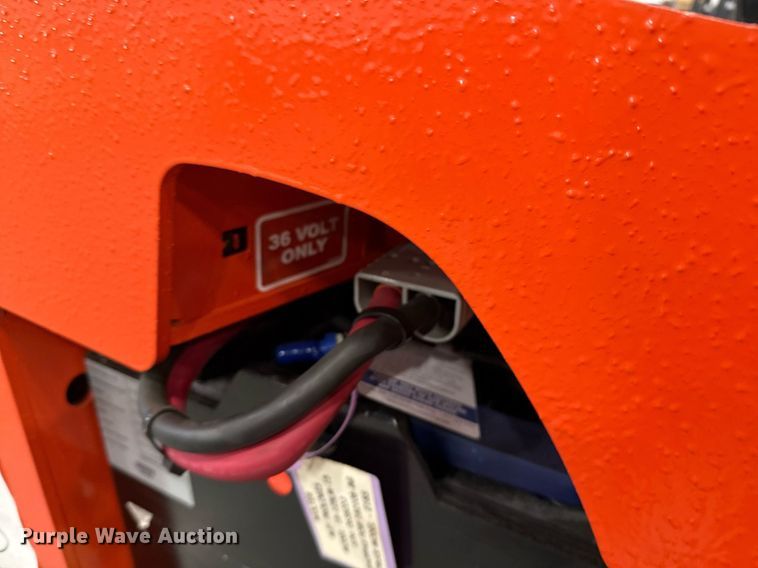 image for item ND9832 2023 Linde E18S forklift