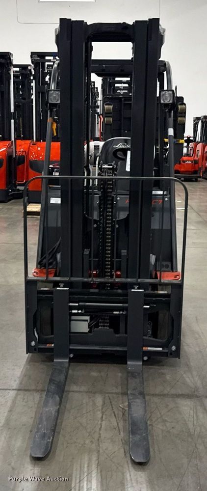 image for item ND9833 2024 Linde HT25CT forklift