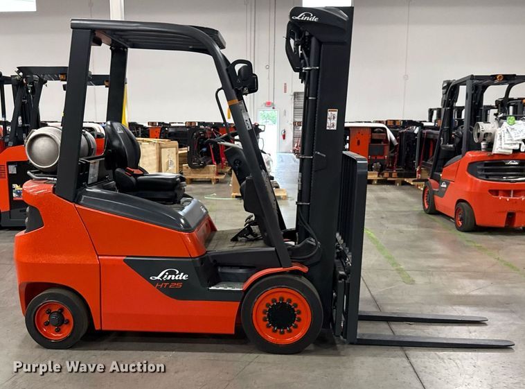 image for item ND9833 2024 Linde HT25CT forklift
