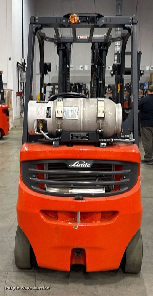 image for item ND9833 2024 Linde HT25CT forklift