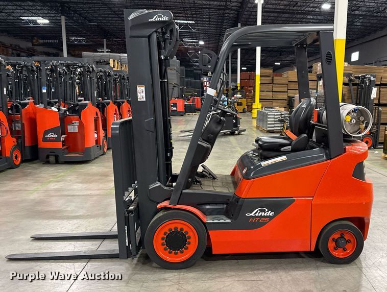 image for item ND9833 2024 Linde HT25CT forklift
