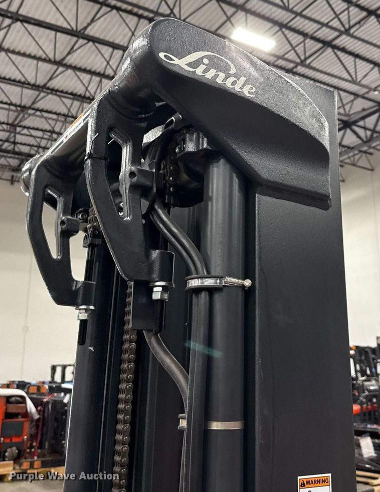 image for item ND9833 2024 Linde HT25CT forklift