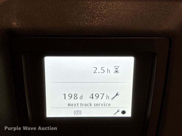 image for item ND9833 2024 Linde HT25CT forklift