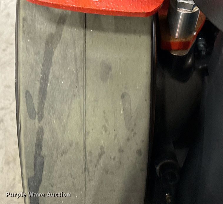 image for item ND9833 2024 Linde HT25CT forklift