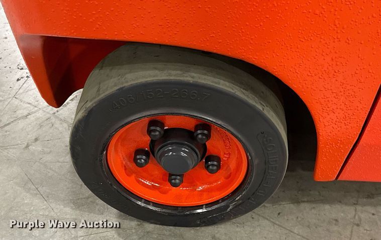 image for item ND9833 2024 Linde HT25CT forklift