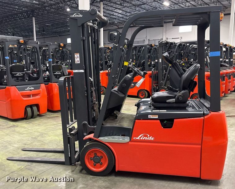 image for item ND9834 2023 Linde E18 forklift