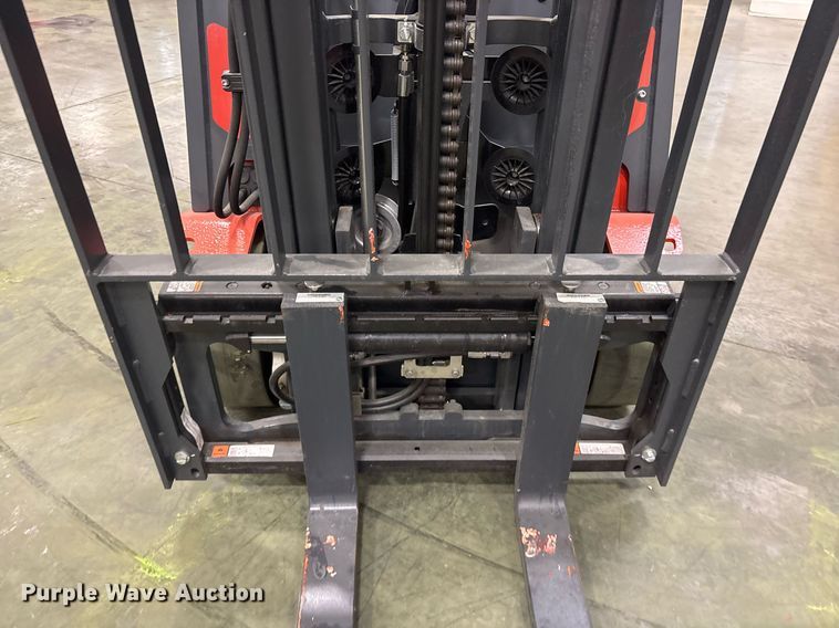 image for item ND9834 2023 Linde E18 forklift