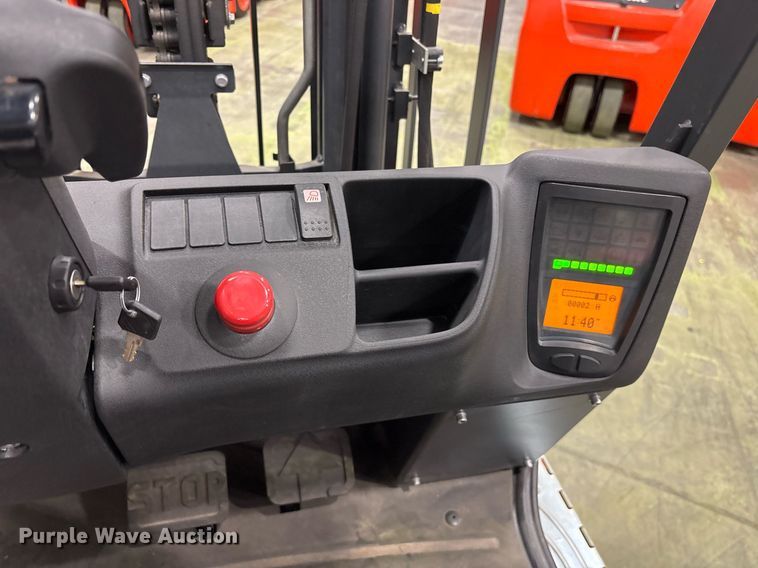 image for item ND9834 2023 Linde E18 forklift