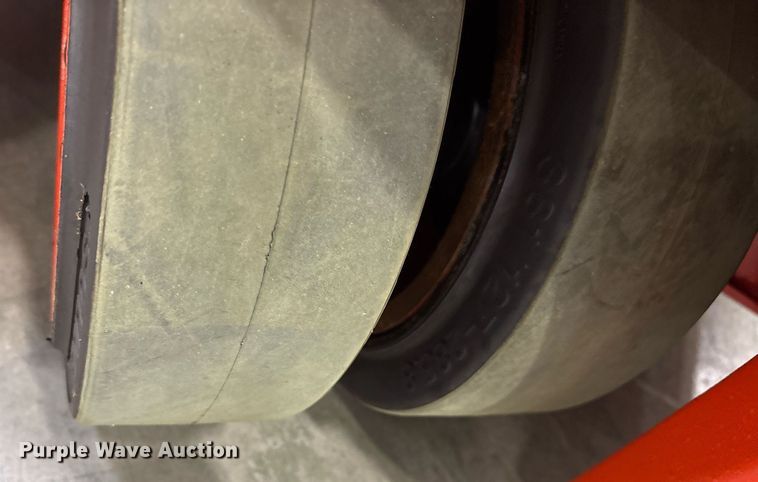 image for item ND9834 2023 Linde E18 forklift