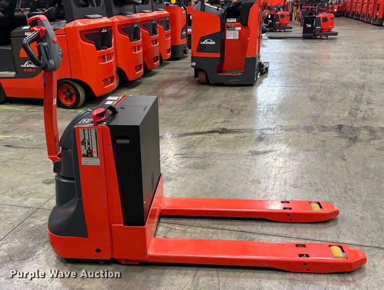 image for item ND9836 2023 Linde MT20 pallet jack