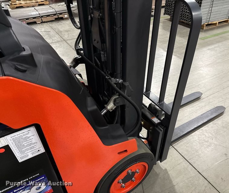 image for item ND9841 2023 Linde E18S forklift