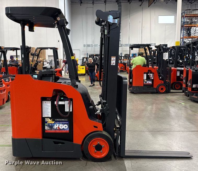 image for item ND9842 2023 Linde E18S forklift