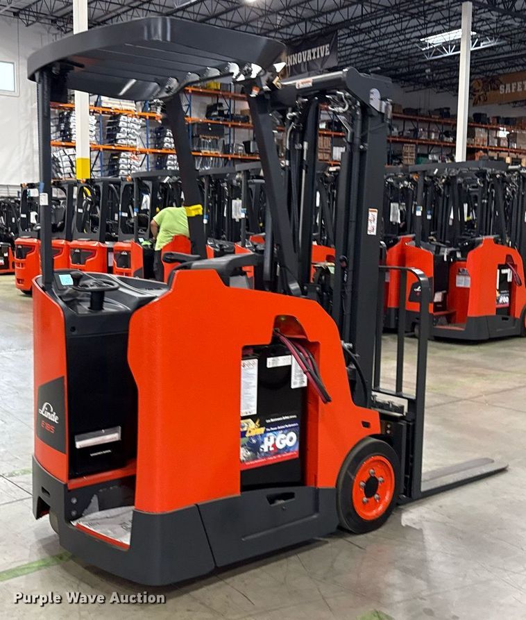 image for item ND9842 2023 Linde E18S forklift