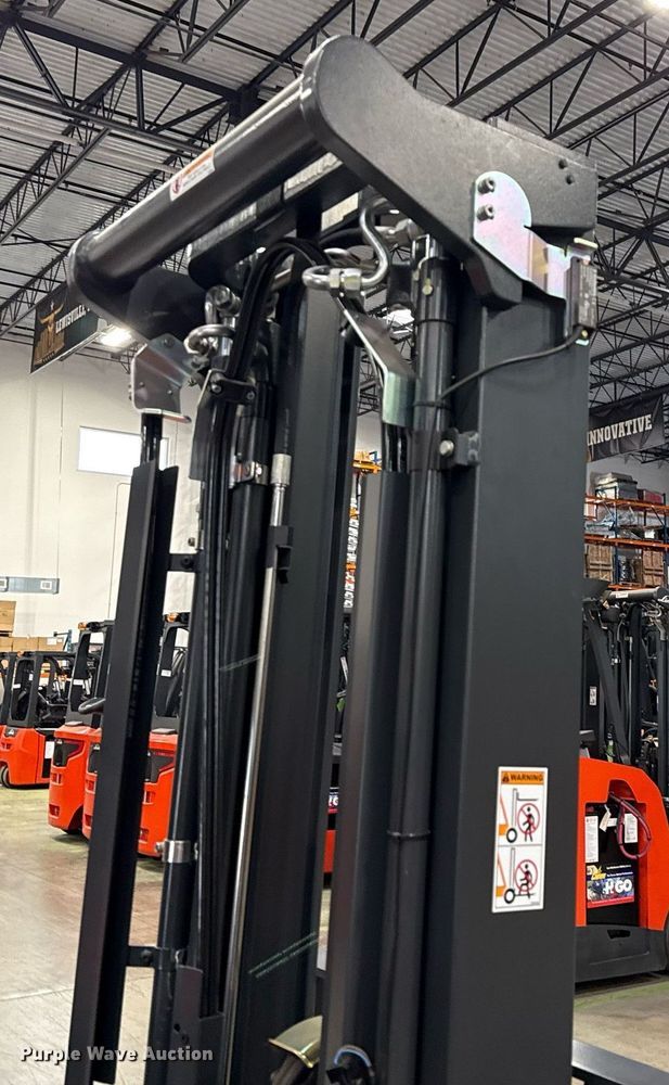 image for item ND9842 2023 Linde E18S forklift